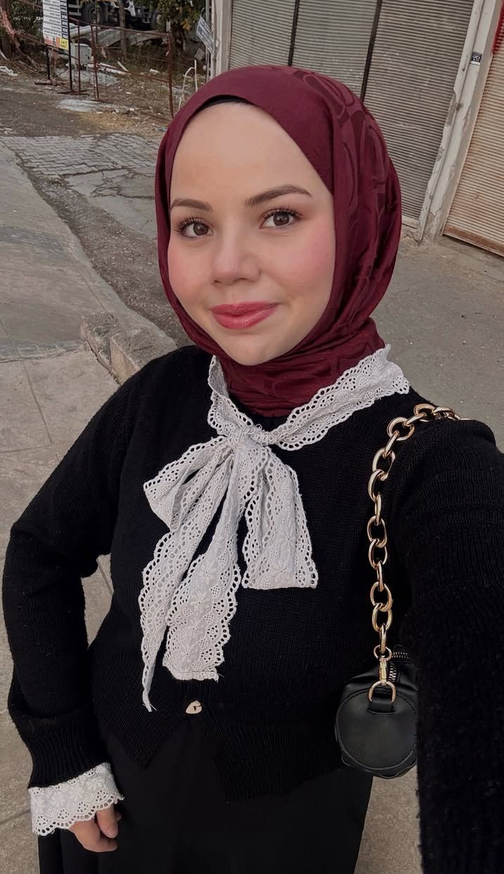 Akyaka Efsanevi Kadın Escort Çilek